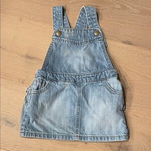 Old Navy 6-12M Ruffle Bottom Overall Dress